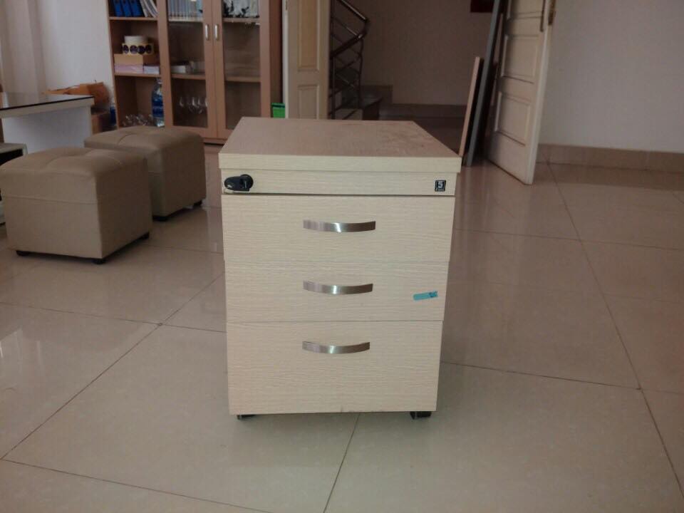 Táp đầu giường, táp văn phòng cũ